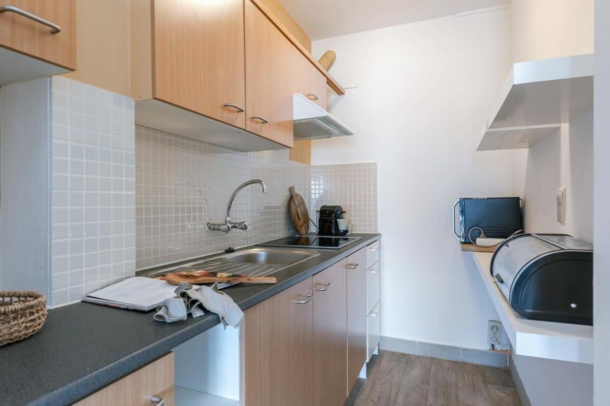 Huswell - Enjoyable Apartment With Sea View De Haan Exterior photo