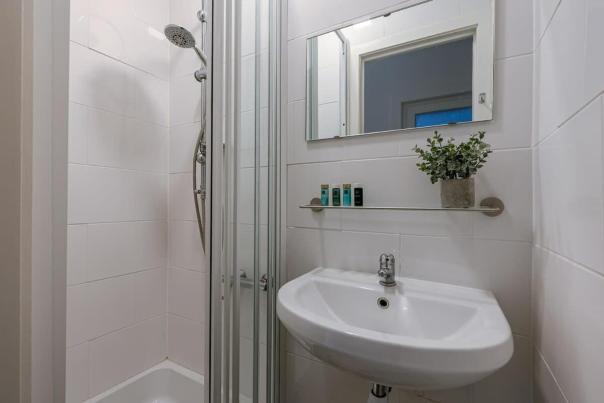Huswell - Enjoyable Apartment With Sea View De Haan Exterior photo